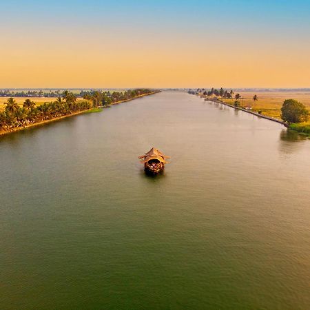 فندق Spice Coast Cruises - Houseboat, A Cgh Earth Experience Alappuzha المظهر الخارجي الصورة